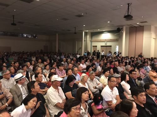 現場民眾聆聽。   圖：台南市政府提供