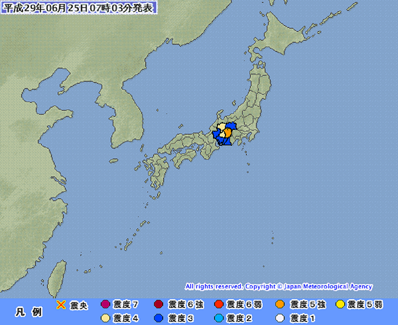 日本本州中部長野縣清晨地牛翻身，新幹線列車一度暫停行駛   圖：翻攝日本氣象廳