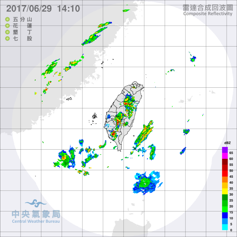 今日（29）臺南地區、高雄地區、屏東地區及臺灣其他山區有局部大雨發生的機率，請注意瞬間大雨、雷擊及強陣風。   圖：翻攝自 中央氣象局