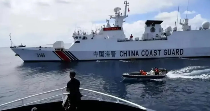 中國海警船。   圖：翻攝自飛評面對面