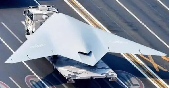 中國大型無人機攻擊11，是世界第一款飛翼布局高速隱形無人機。   圖 : 翻攝自環球網
