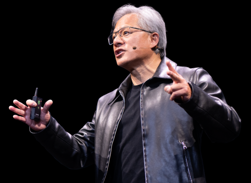 輝達（NVIDIA）創辦人暨執行長黃仁勳出席GTC大會並發表演說。   圖：翻攝自輝達官網