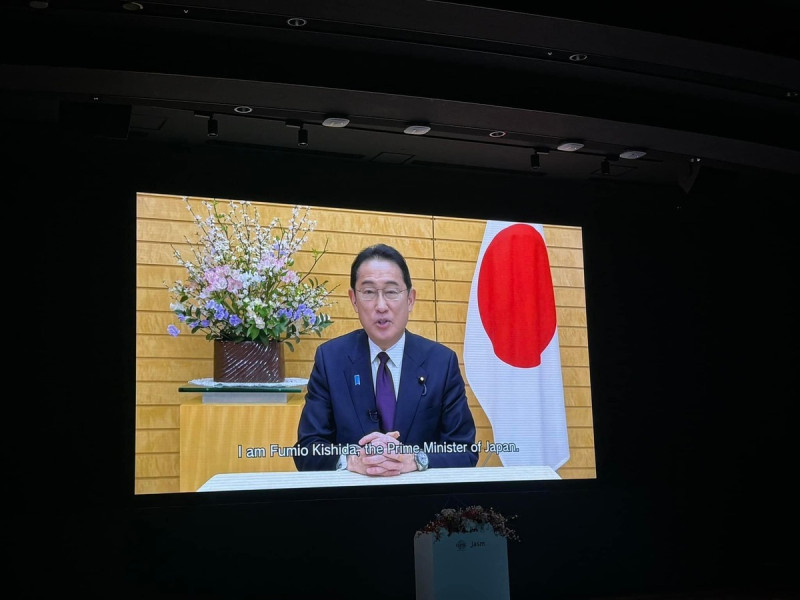 日本首相岸田文雄透過預錄影片致詞。   翻攝自 謝長廷 臉書