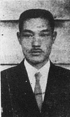 張七郎，曾任醫師、制憲國民大會代表、花蓮縣議會議長。後於二二八事件中，與其子張宗仁、張果­仁共三名醫生同時被逮捕後槍決。   圖：取自維基百科。