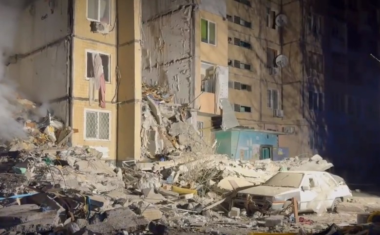 俄羅斯無人機襲敖德薩公寓，至少10死 烏克蘭搜救人員發現母嬰遺體   圖：翻攝X（前推特）