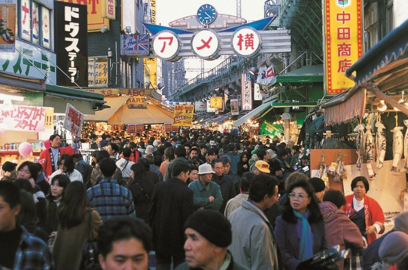 &Here TOKYO UENO附近有觀光客最愛的阿美橫町。   圖：東京觀光財團／提供