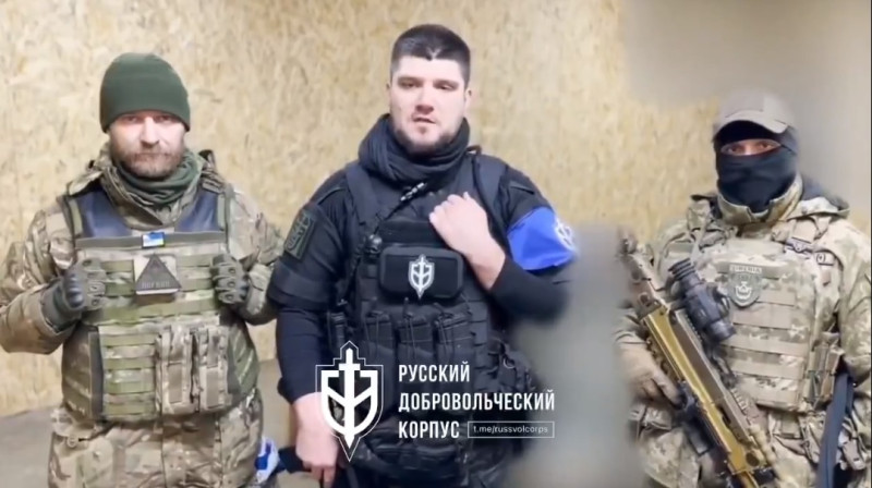 俄羅斯自由軍團、志願軍團與西伯利亞營發布聯合聲明影片，呼籲普丁早日停戰。   圖：擷取自 @zhaoworld X 分享影片