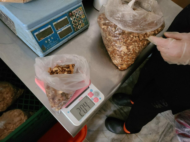 「豆干碎丁」檢出苯甲酸超標。   圖：台北市衛生局／提供