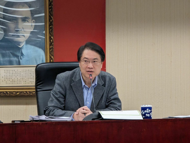 內政部長林右昌26日主持第14次住宅審議會議。   圖：內政部提供