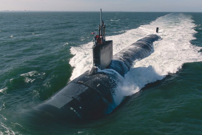 弗吉尼亞級潛艇蒙大拿號( SSN 794 )近日安裝新型磁流體推進器準備進行海試，該推進器能有效提升潛艇的隱身性能，但真實性能還有待海試結果出爐。   圖：翻攝自 @Yamato_Armada X 帳號