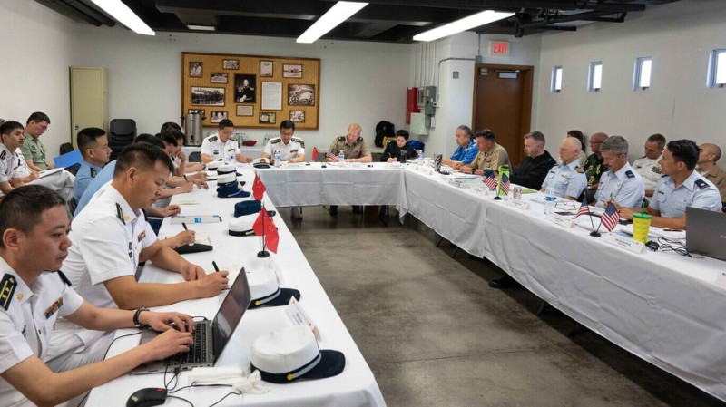 美國印太司令部、太平洋艦隊及太平洋空軍代表3日至4日在夏威夷與中國人民解放軍舉行「海上軍事安全磋商機制協定」（MMCA）工作小組會議。   圖片來源/美國國防部提供