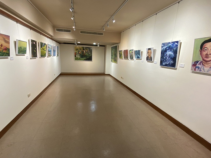 胡嘉蕙「讓社會處處有溫暖」油畫個展。 圖:孫家銘攝