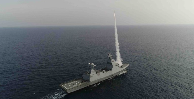 以色列「艦用版鐵穹」(C-Dome)反飛彈系統，成功攔截自紅海方向迫近的無人機，完成該系統「首次」實戰成功任務。   圖：翻攝以色列國防軍官網