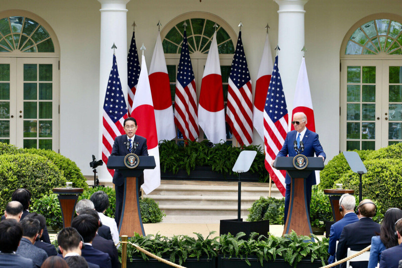 日美領袖會談後的記者會。   圖：取自日本首相官邸官網