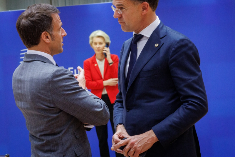 歐盟委員會主席馮德萊恩近期受到一系列批評，尤其是法國總統馬克宏對其領導力的質疑。   圖 : 翻攝自騰訊網