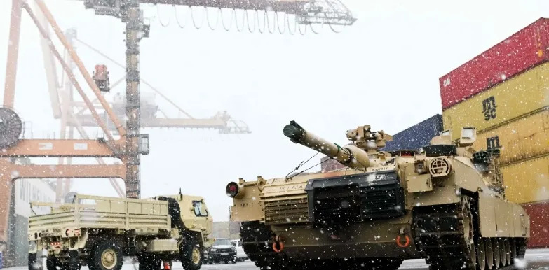 烏克蘭軍方決定將美國援助的 M1A1「艾布拉姆斯」主戰坦克從前線撤出。   圖：翻攝自騰訊網