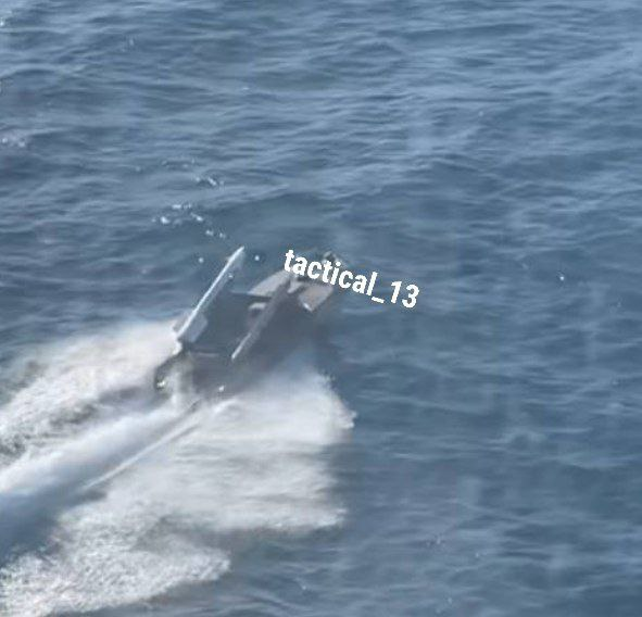 烏軍用海軍無人機襲擊被俄軍佔領的克里米亞。   圖：翻攝自 NOELREPORTS X（前推特）帳號
