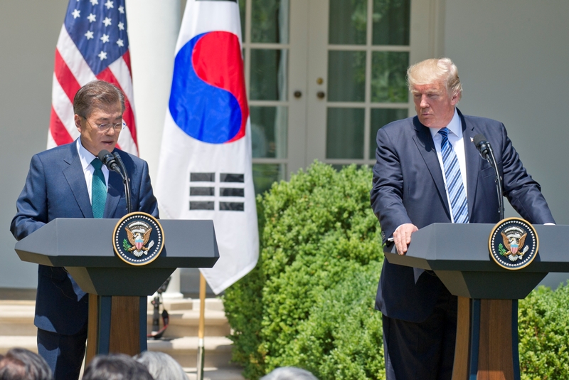 文在寅強調，截至目前，美國與北韓間達成過不少協議，但雙方領導人嘗試對話尚屬首次。這正是在川普的引導下才即將得以實現。他表示，川普創造了奇蹟般的轉機，讓事態發生積極變化。   圖 : 達志影像 / 資料照片