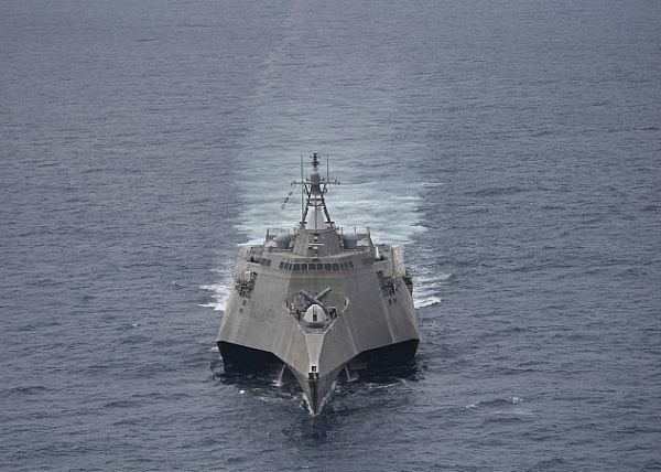 美國海軍的科羅納多號是一艘快速而靈活的軍艦，現為第7艦隊。   圖：翻攝美太平洋司令部官網/Amy M. Ressler 