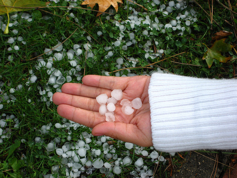 中央氣象局下午14:43發布及時天氣訊息，嘉義、雲林、南投恐有冰雹發生。   圖：Flickr提供