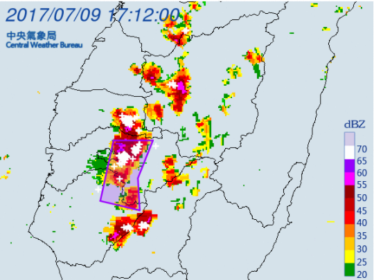 中央氣象局針對嘉義市、嘉義縣、台南市發布大雷雨即時訊息，持續時間至18時30分止。   圖:中央氣象局