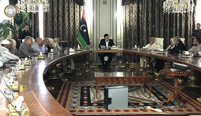 利比亞全國和解委員會8日才的黎波里召開會議，討論民族和解，希望為利比亞營造和平；不料隨即傳出叛軍捲土重來，騷擾首都。   圖：翻攝利比亞全國協議政府臉書