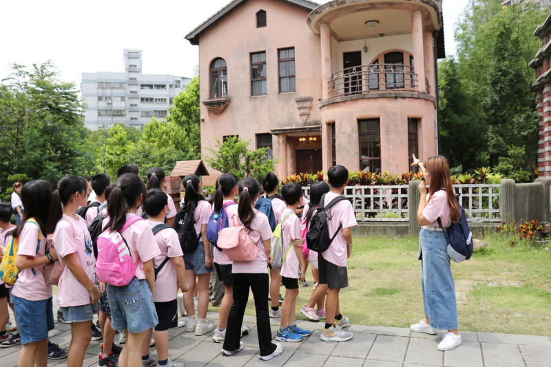 大明國小師生體驗館舍ar教案。   圖：台中市文化局/提供