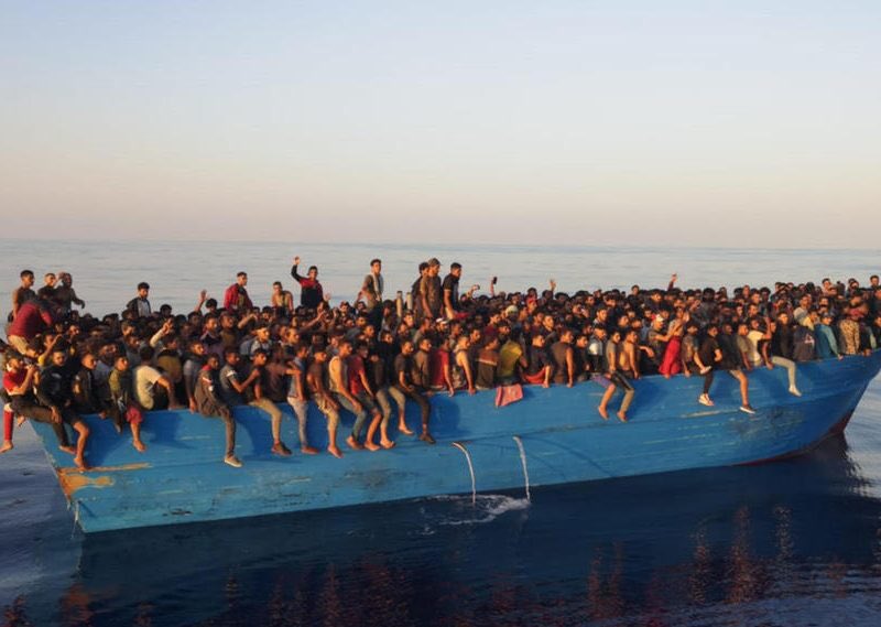 歐盟理事會通過移民庇護法案，要求各國都須接收部分移民(難民)，否則將處以罰款。   圖:翻攝自  Visegrád 24 X