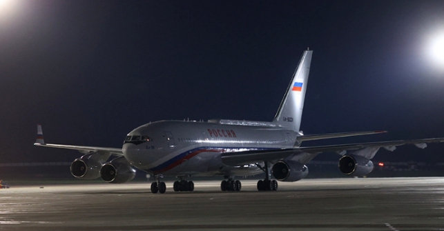  普丁的專機降落在白俄羅斯首都的明斯克機場。 圖 : 翻攝自環球網 