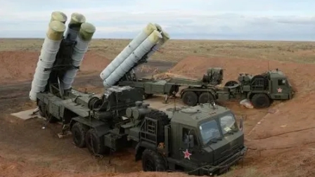  俄軍的S-400導彈防禦系統。 圖 : 翻攝自生產隊 