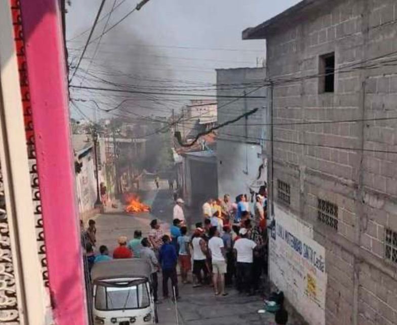 墨西哥總統選舉投票前一天，暴力事件激增，官方宣布墨西哥南部潘特略（Pantelho）和奇科穆塞洛（Chicomuselo）兩市鎮的投票作業暫停。   圖：翻攝「X」@GabyCoutino