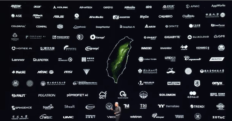 輝達創辦人黃仁勳台大演講背後供應鏈名單，包含42檔台股供應鏈。   圖：翻攝自Nvidia/YouTube