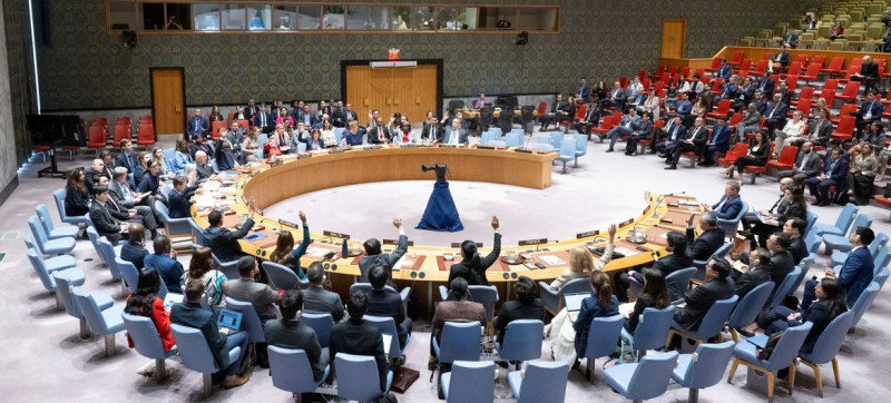 聯合國安理會周一通過一項決議，旨在分三個階段達成全面停火協定，以結束加薩戰爭。   圖：擷取自https://news.un.org/聯合國新聞官網。