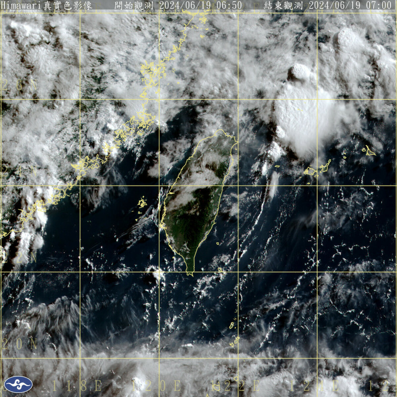 雖然今天全台各地包括澎湖大多是多雲到晴，但台灣附近水氣仍多，部分地區午後雷陣雨的機率高。   圖：中央氣象署／提供