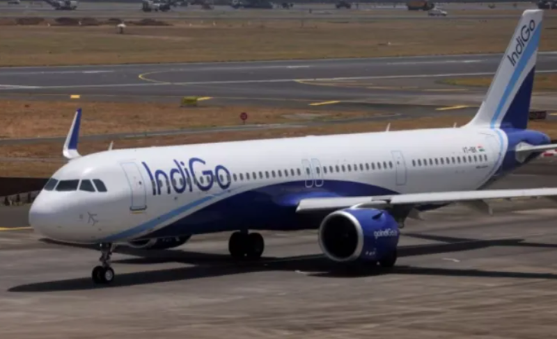 近期中國向印度提議恢復直航，對此印度直接拒絕。圖為印度航空公司靛藍航空的 1 架飛機。   圖：翻攝自張學昆觀世界