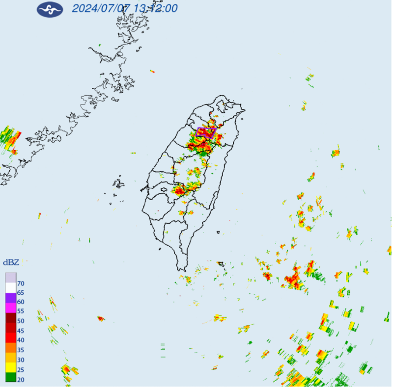 氣象署表示，對流雲系發展旺盛，易有短延時強降雨，今(7)日桃園以北、南投、彰化至嘉義地區及西半部、宜蘭山區有局部大雨發生的機率。   圖：翻攝自中央氣象署官網