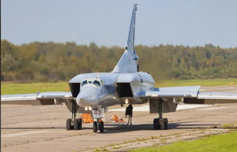 俄羅斯聯邦安全局昨（8）日通報稱，該部門成功阻止「破壞分子」劫持俄羅斯圖-22M3 戰略轟炸機，叛逃至烏克蘭的企圖。   圖：翻攝自張賀在埃及