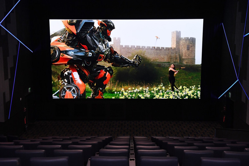 Samsung推出了超大電視螢幕，而且還能提供4K畫質。   圖：翻攝自Samsung