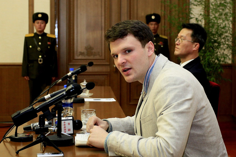美國大學生溫畢爾（Otto Warmbier）今年6月在北韓旅遊時遭平壤監禁導致死亡，美國政府計劃禁止國民赴北韓旅遊。   圖: 達志影像 /美聯社