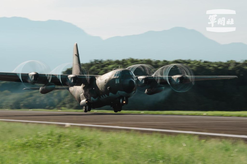 C-130迅速機動至戰力保存位置   圖：軍聞社提供。