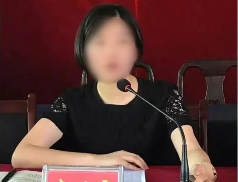 萬年縣上坊鄉原黨委書記李佩霞的父親李長柳，實名舉報毛奇，稱女兒李佩霞遭毛奇性性侵。圖為李佩霞。   圖：翻攝自大風新聞