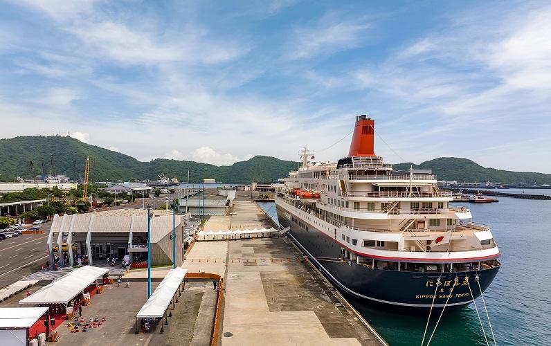 在客運部分，蘇澳港新建之旅運中心於今年6月30日迎來日本籍豪華郵輪「日本丸」首航。   圖: 臺灣港務公司/提供