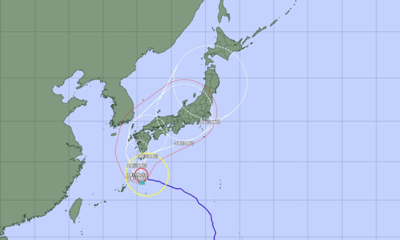 中颱珊珊清晨2點位於台北東北東方960公里的海面上，氣象署預估本週將影響日本。   圖：翻攝日本氣象廳網頁