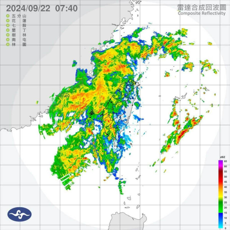 受到受熱帶性低氣壓及低壓帶影響，今（22）天台灣各地降雨機率偏高，易有短延時強降雨。   圖：氣象署提供