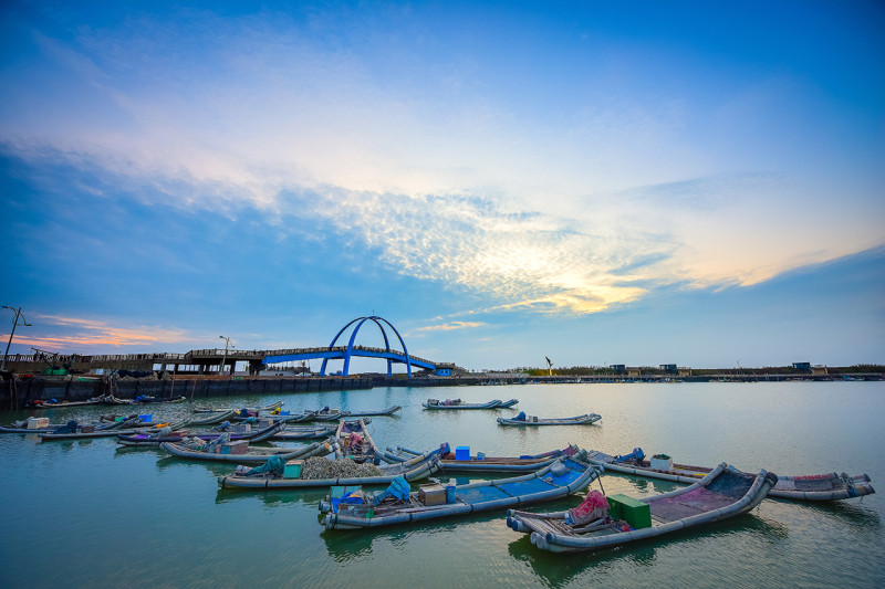 王功漁港結合了傳統漁村風情及自然生態，一直都是很多玩家的最愛。   圖：王功漁火節官網