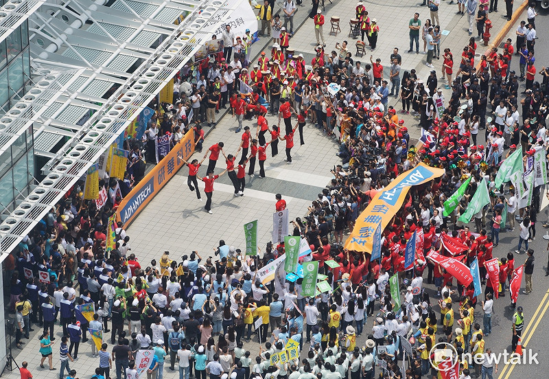 台灣戲曲學校表演節目暖場。&nbsp;&nbsp;&nbsp;圖：常日豪 / 攝