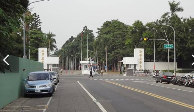 左營海軍基地中正哨班衛生交接時傳槍響，一名海軍陸戰隊洪姓士兵自戕身亡。   圖：孫家銘翻攝