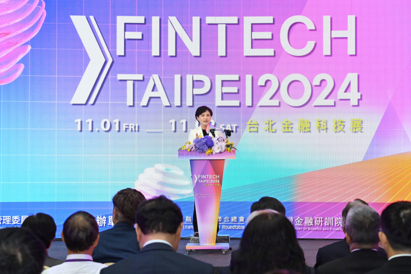 政院副院長鄭麗君今（1）日出席「FinTech Taipei 2024 台北金融科技展開幕式」致詞。   圖：行政院提供