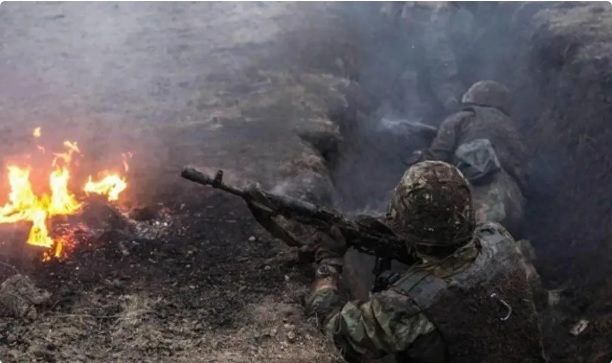 近期俄軍在戰場上面臨嚴重的損失，短短兩個月內就有 8 萬名士兵傷亡，「比美軍在中東地區 20 年軍事行動總傷亡」還多。(示意圖)   圖：翻攝自 栗子評述