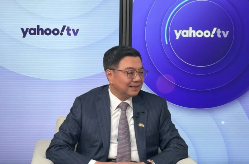 行政院長卓榮泰今（25）天接受王時齊在YahooTV《齊有此理》錄影專訪（完整影片將於11/27中午播出）時表示，運動部的建置「會納入現役國手進入行政團隊」。   